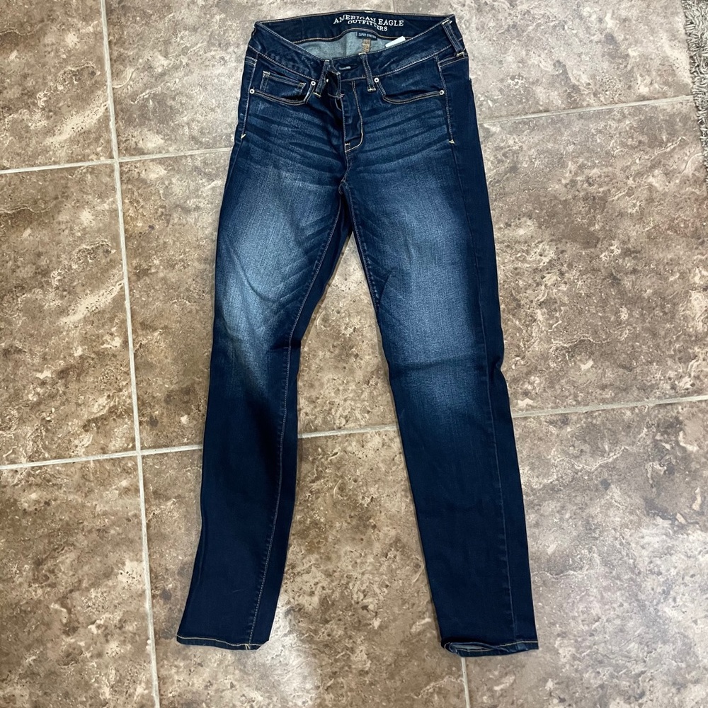 American Eagle Skinny Jean - Size 4